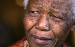 Thế giới tiếc thương Mandela - tín đồ vĩ đại của tự do