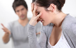 Ấm ức vì chồng giấu kín chuyện có bồ