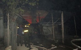 Cửa hàng gas cháy nổ, đổ sập trong đêm Noel