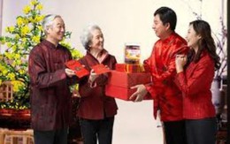 Mẹ chồng sống giả tạo