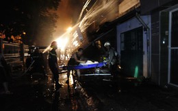 Nổ lớn, sập nhà một giám đốc công ty điện ảnh