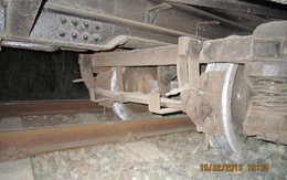 Tàu trật bánh, cả trăm hành khách hoảng loạn