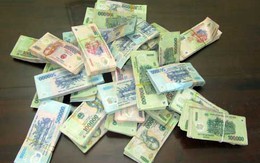 Nam bảo vệ trộm tiền của nữ giám đốc