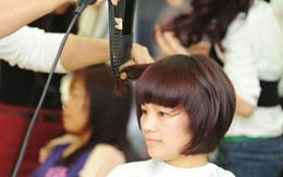 Cận Tết, dịch vụ “tút sắc” đếm tiền mỏi tay