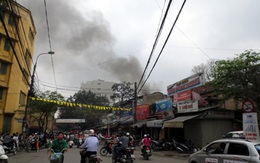 Hỏa hoạn sát “chợ Giời”, cả phố hoảng loạn