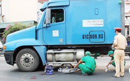 Nghi án bé trai bị nạn sau tiếng còi xe