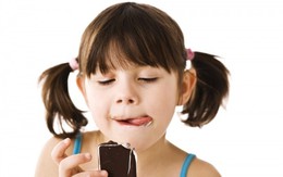 Những tác hại khi cho con ăn nhiều đồ ngọt