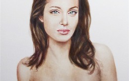 Đấu giá "hình ảnh" Angelina ngực trần sau phẫu thuật