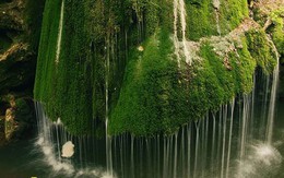 Những thác nước "kỳ lạ" nhất thế giới
