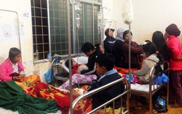 Đồ chơi phát nổ, 32 học sinh nhập viện