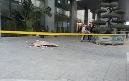 Nhảy lầu từ tầng 24 giữa Hà Nội trong giờ cao điểm