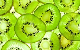 14 lợi ích tuyệt vời khi ăn trái kiwi