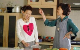 Nói xấu mẹ chồng, bị em chồng nghe được