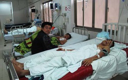 Đâm thủng bụng, ngực 4 bạn cùng khu phố