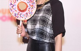 3 cách mix đồ với váy da của Hà Tăng