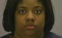 Mỹ: Tiếp tay người tình hãm hiếp... các con đẻ