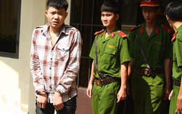 Anh trai 15 tuổi dùng dao đe dọa để cưỡng hiếp em gái