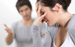 Chồng sỉ vả dù tôi chỉ thăm hỏi người yêu cũ