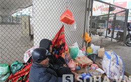 Con đôi bạn tuổi 80 co ro gầm cầu dịp Tết nói gì về cha?