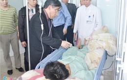 Đã có 9 người chết trong vụ sập cầu treo khi đưa tang