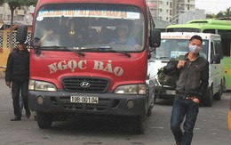 Người dân bắt đầu đổ về Hà Nội sau Tết