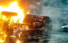 Đi ngược chiều gây tai nạn, xe tải thành ngọn đuốc