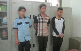 Bắt 3 học sinh ở Sài Gòn dọa chặt tay bạn để tống tiền