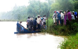 Kinh hãi xác phụ nữ bị cát vùi dưới đáy sông 4 tháng