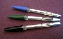 Bỏ tiền triệu mua bút Hồng Hà lưu giữ 40 năm