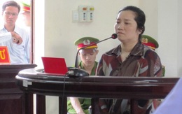 Vợ nguyên Bí thư xã dùng rựa rượt chém chủ nợ vì… ấm ức
