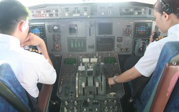 Những cuộc tình nảy nở trên máy bay