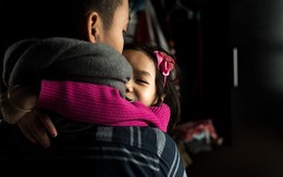 Gặp người đàn ông thành đạt có cô con gái nuôi nhiễm HIV