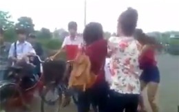 Nhóm nữ sinh Hải Dương bắt bạn quỳ rồi đánh đập dã man