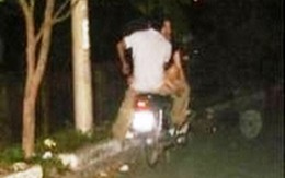 Tâm sự với người yêu, bị cướp dí dao vào cổ
