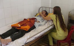 Kinh hoàng thầy giáo bị học trò đánh dập não