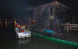 Tàu chở dầu cháy dữ dội trên sông, 2 người chết