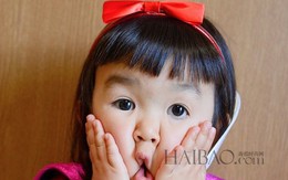 Bé làm mặt xấu khiến cộng đồng mạng "điên đảo"