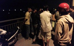 Bỏ xe máy trên cầu, nam thanh niên nhảy xuống sông tự vẫn