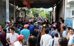 Kinh hãi hai phụ nữ treo cổ ở cửa nhà vệ sinh