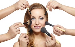 7 thói quen gây nếp nhăn trên da