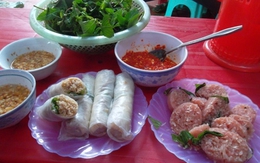 Về Thanh Hóa ăn nem bốc