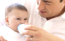 Mẹo tính lượng sữa con cần mỗi ngày