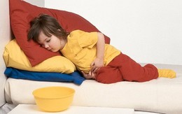 Kỹ năng sơ cứu con bị ngộ độc