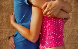 Rủ thiếu nữ về nhà "chơi trò người lớn”, hai thanh niên bị bắt
