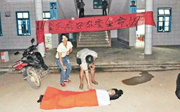 Học sinh bị thầy giáo đánh chết vì nói chuyện trong giờ