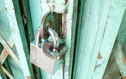 Thương tâm bố mẹ khóa cửa đi làm, con ngủ trong nhà chết cháy