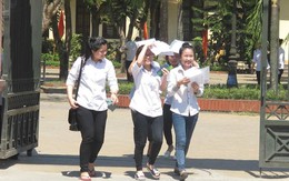 Thí sinh mang bầu 9 tháng vẫn đi thi tốt nghiệp