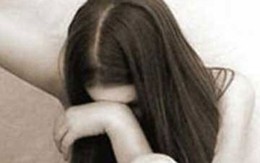 "Yêu râu xanh" đón đường nữ sinh lớp 10 khi đi học thêm về khuya