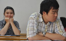 Sĩ tử tá hỏa vì nhầm môn thi toán thành văn
