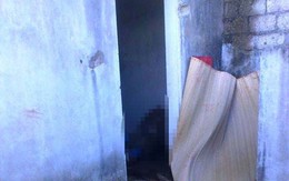 Người đàn ông chết ngồi trong ngôi nhà hoang